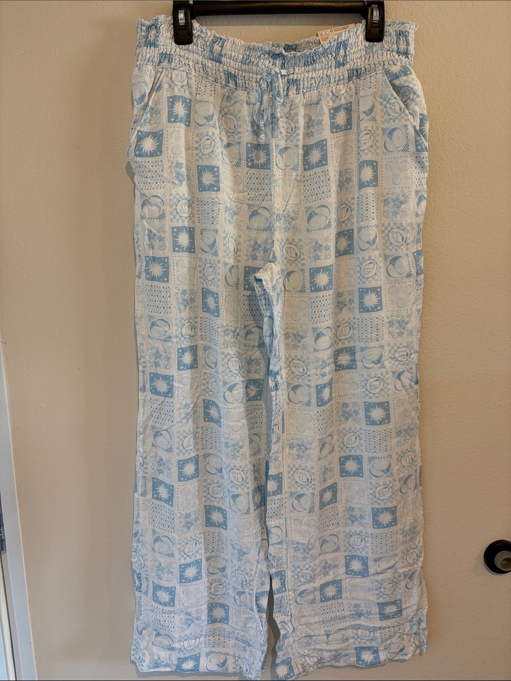 white and light blue wide leg lounge pants NWT